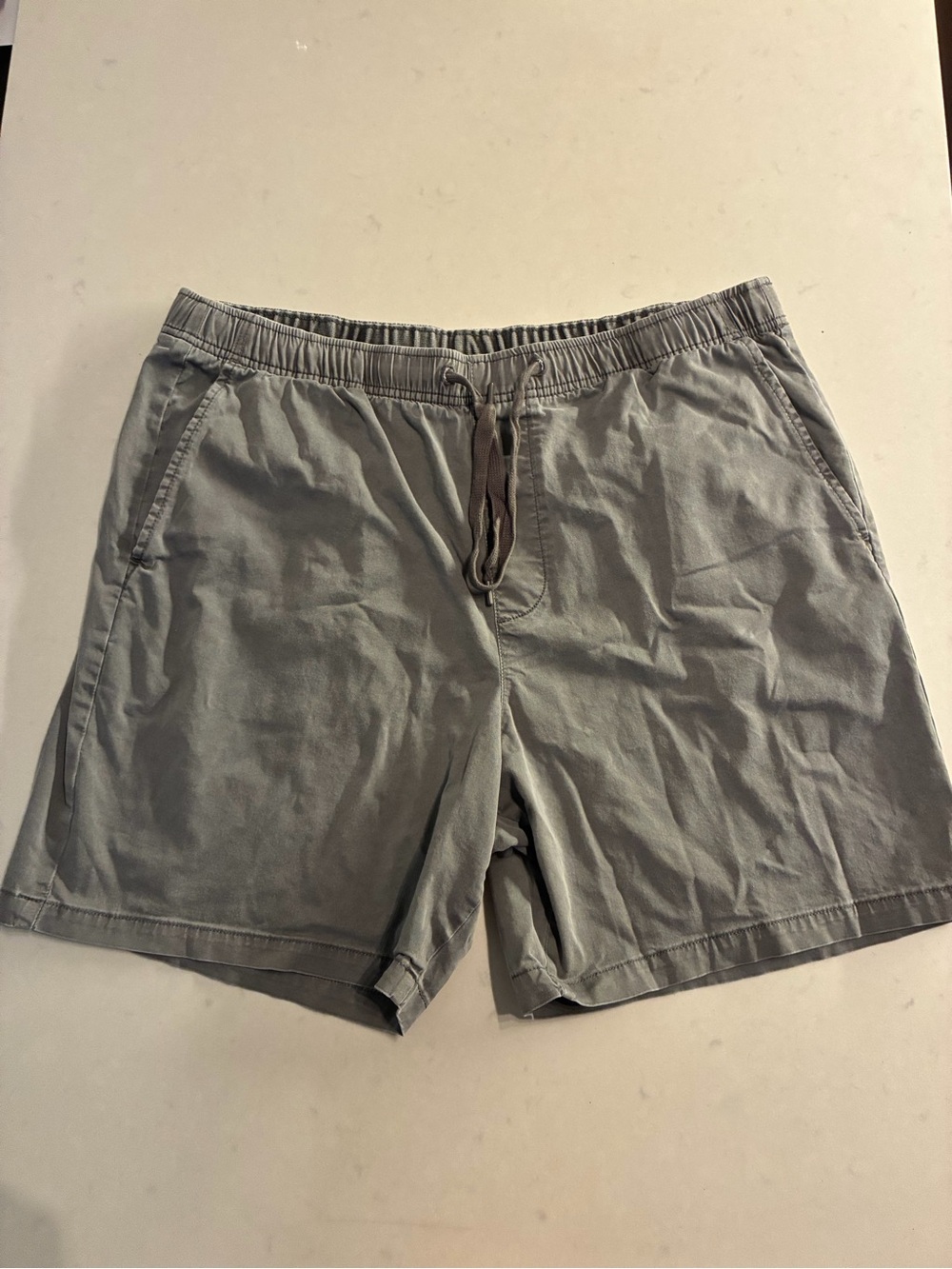 GAP Heather Gray Ribbed Waist Shorts